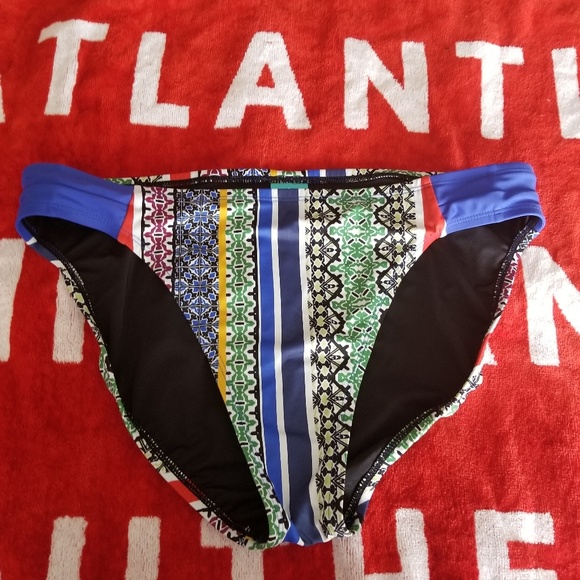 Bikini bottom - Picture 1 of 3